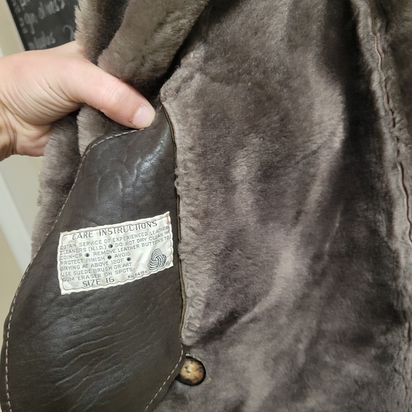 Genuine shearling womens 16 - Picture 4 of 9